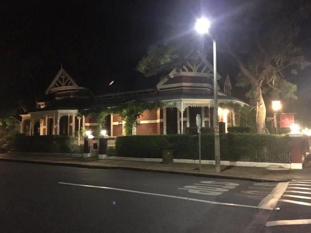 รูเซนวิจน์ เกสท์ เฮ้าส์ Hotel สเตลเลนบอช ภายนอก รูปภาพ